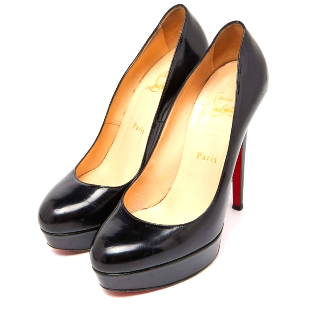 Authentic Christian Louboutin Bianca Patent  pumps- size 38